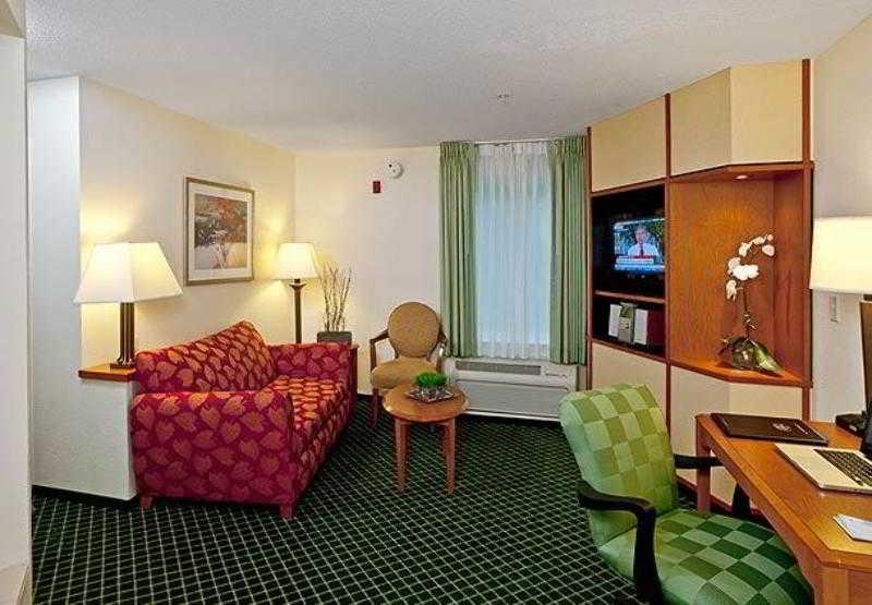 Fairfield Inn & Suites By Marriott Brunswick Freeport Quarto foto